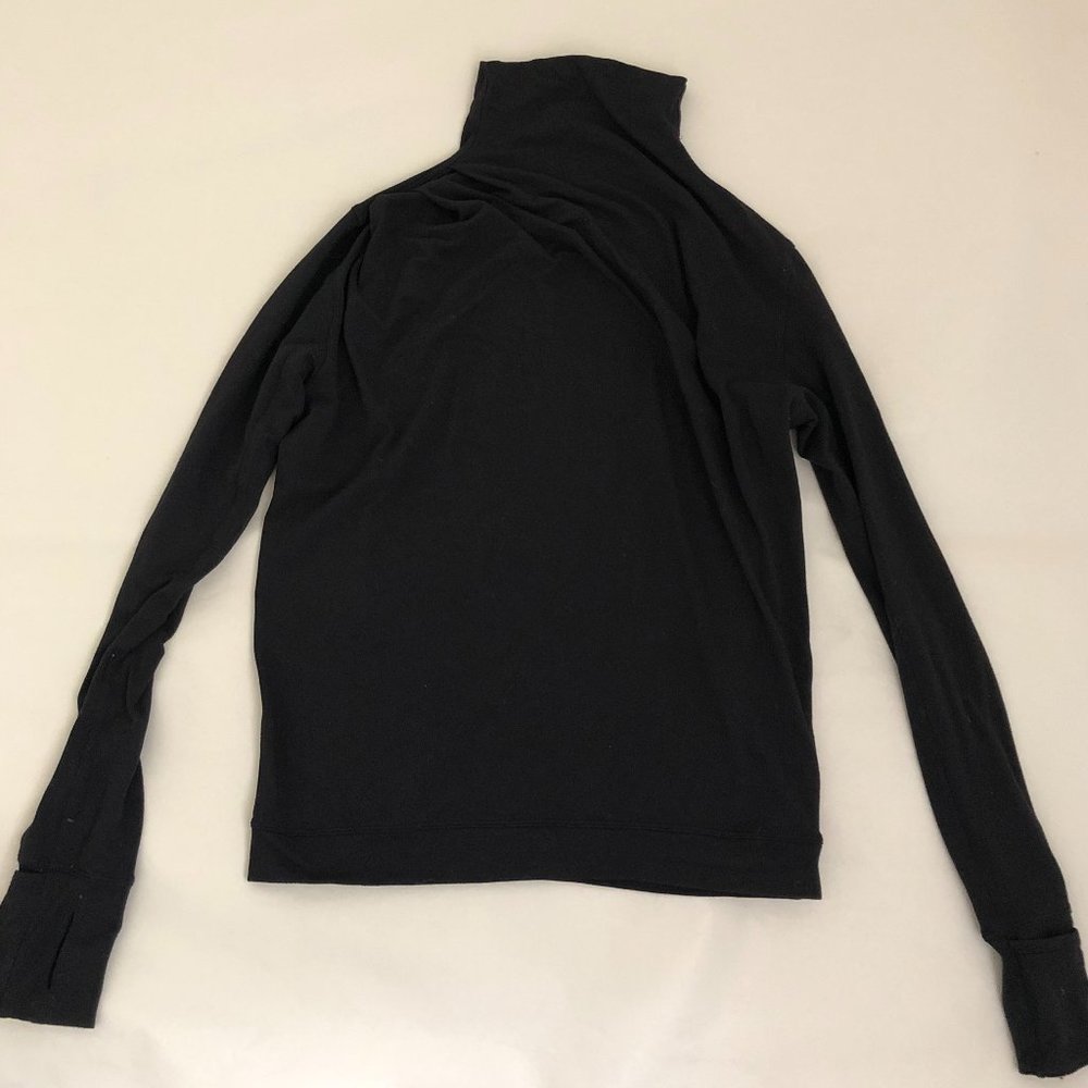 Lululemon Turtleneck